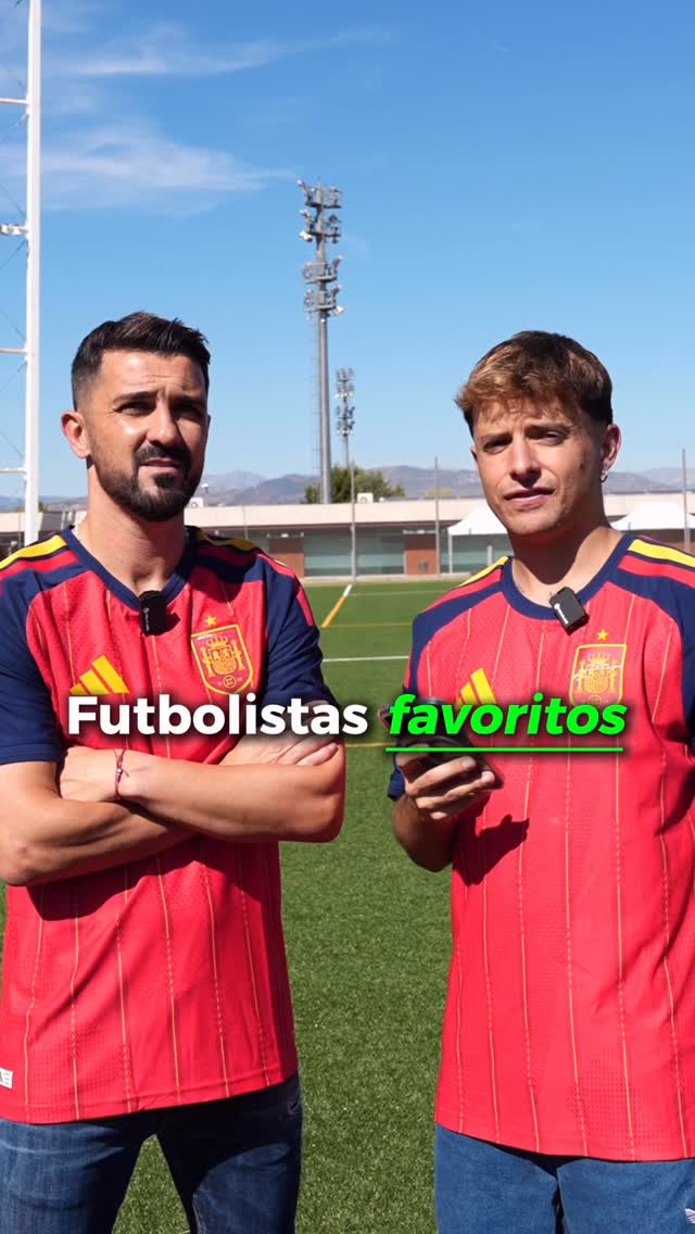 Instagram post by @adricontreras4 for adidas Spain. Caption reads: Los futbolistas favoritos por País de @davidvilla....