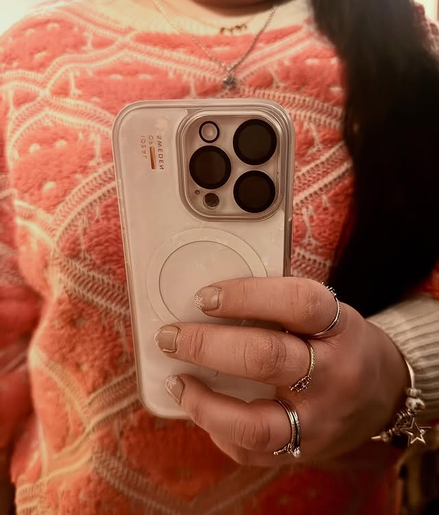 Instagram post by @pink.jewellery for idealofsweden. Caption reads: Rabattcode @idealofsweden 15% 🎉

❄️ CB15SNOW....