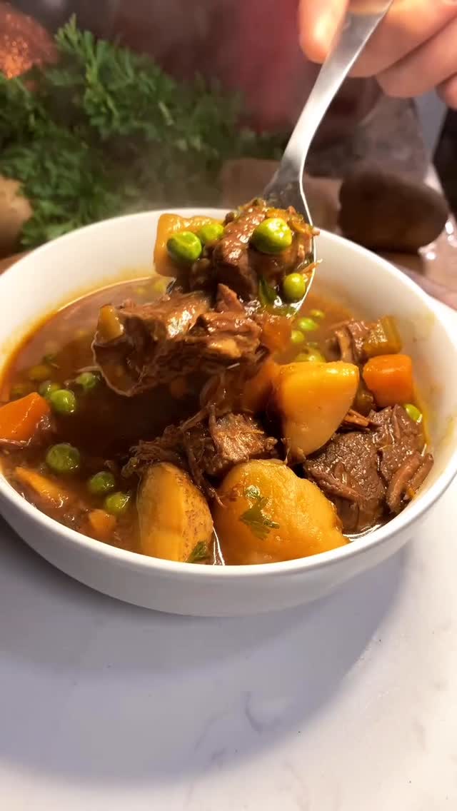 Instagram post by @foodcreationsforyou for Kettle & Fire. Caption reads: Beef stew is the ultimate fall comfort food 🍲 🥩....