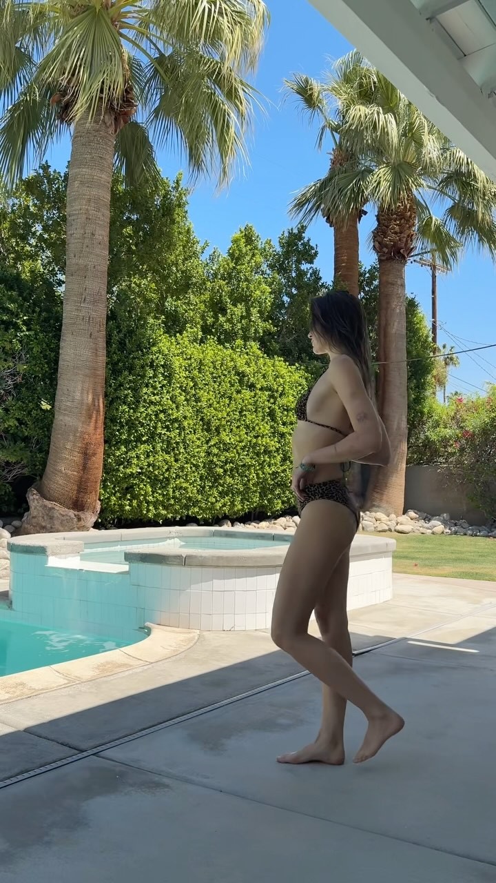 Instagram post by @stefaniegiesinger for The Female Company. Caption reads: anzeige - thank god…I mean @thefemalecompany for....