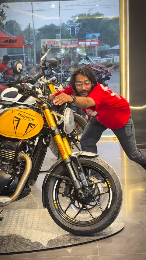 Instagram post by @br11square_ for Triumph Motorcycles. Caption reads: “Har premium cheez mehengi ho, zaroori nahi.
Speed....