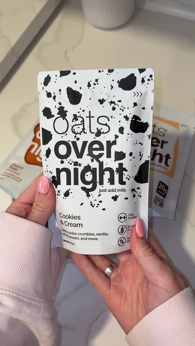 Instagram post by @emmyrwhite for Oats Overnight. Caption reads: [...] balanced, and easy to prep 🍪 #ad....