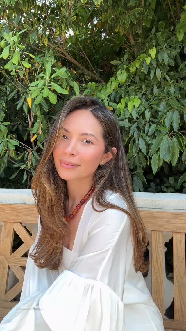 Instagram post by @marianna_hewitt for OGX Beauty. Caption reads: Healthy, shiny hair starts in the shower #ad

This....