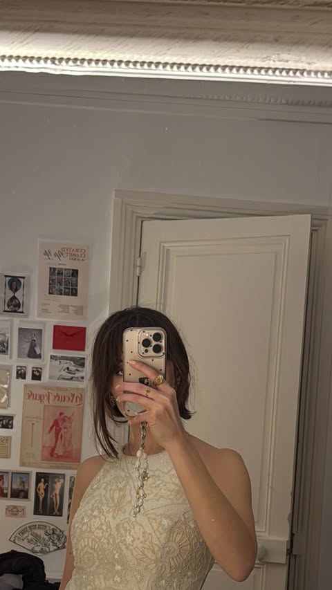 Instagram post by @kissa.vintage.paris for Sisley Paris. Caption reads: The december gift everyone wants 🥹 merci....