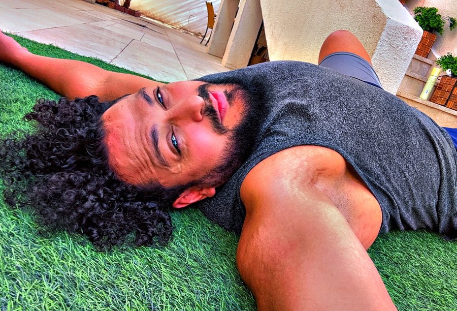 Instagram post by @big.tawfeg for SQUATWOLF. Caption reads: [...] by @tamsports_sa الوكيل الحصري ل @squatwolf....