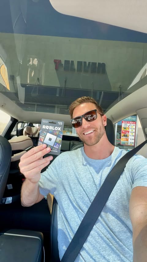 Instagram post by @coreybrooks for 7-ELEVEN. Caption reads: [...] just upgrade our games 🕹️ Head to @7eleven....