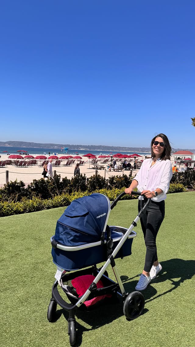 Instagram post by @myusalifee for Mompush. Caption reads: [...] a day we spent with my daughter 👩‍👧....