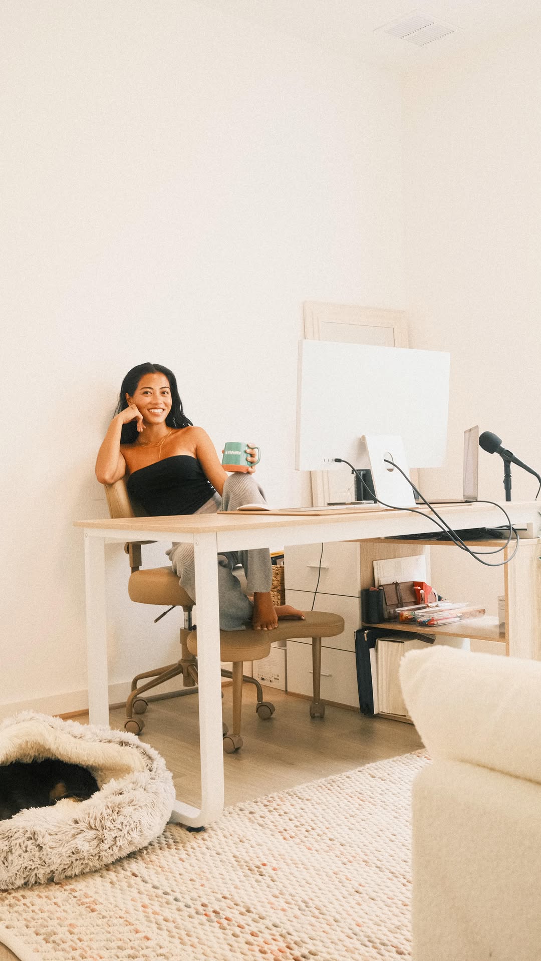 Instagram post by @sophiacuerquis for Fidelity Investments. Caption reads: Living my best life with the help of @fidelity!....