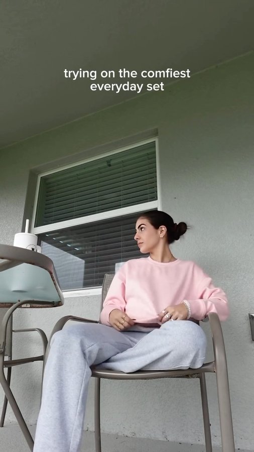 Instagram post by @m.a.r.y.l.u for Pinspark. Caption reads: Pink hoodie + grey sweats = perfect combo....