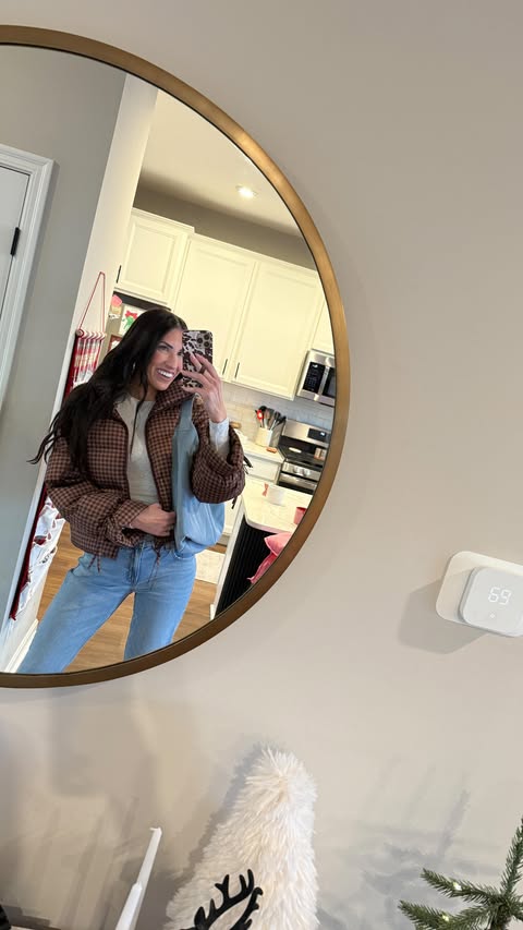 Instagram post by @whereyourheartisnow for Shamrock Farms. Caption reads: Comfy pajamas, @shamrockfarmsmilk , & a movie kind....