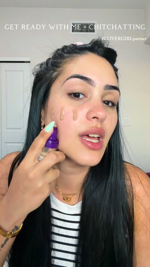 Instagram post by @dirian_ale for COVERGIRL. Caption reads: [...] ✨ fresh, glowing skin in minutes.@covergirl....