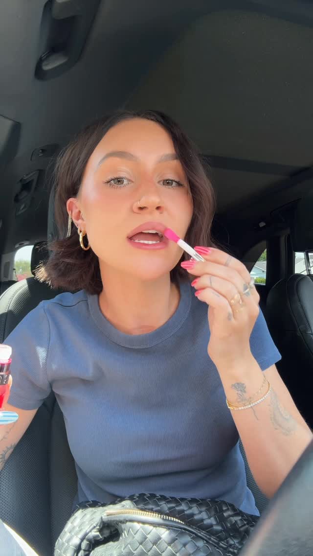 Instagram post by @paigeejenna for CLARINS USA. Caption reads: What’s in my bag, everyday edition ✨ @clarinsusa....