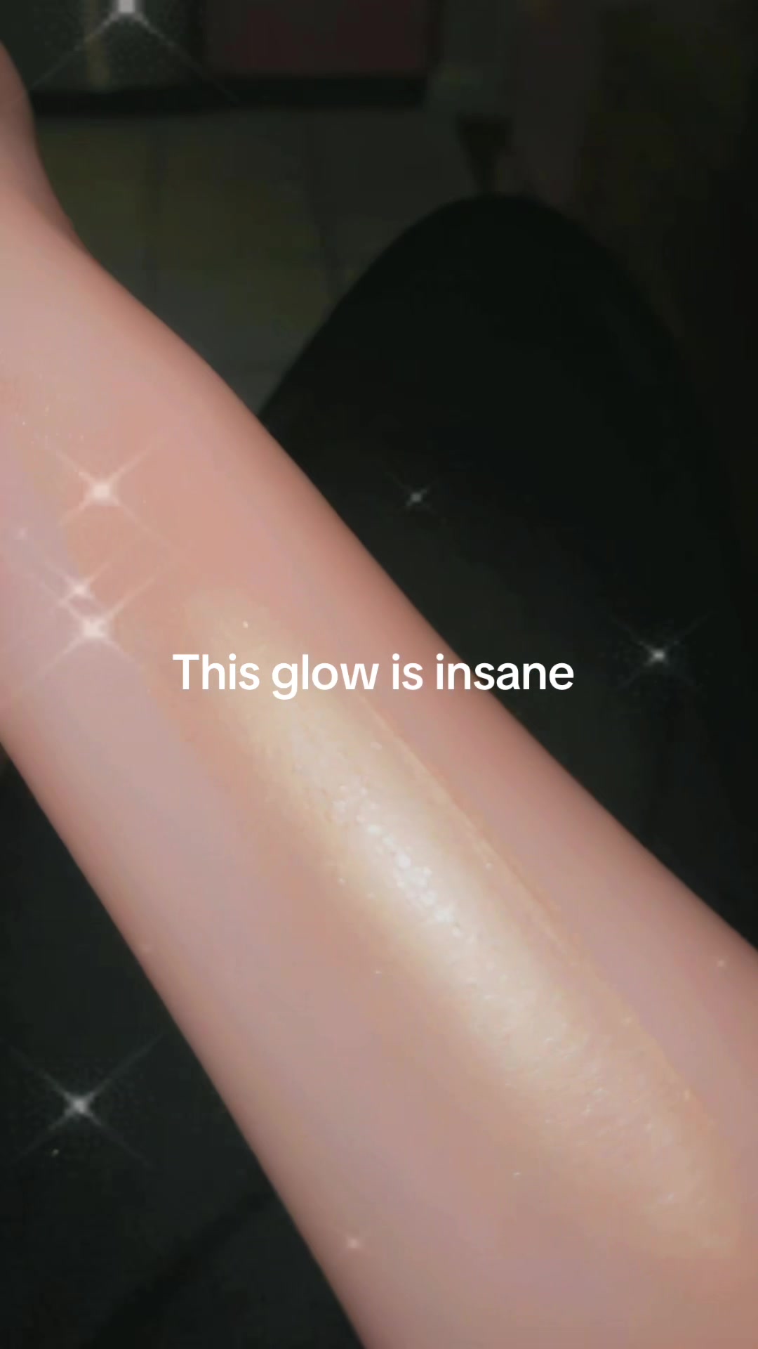 TikTok post by @bella.the.tuxedo for LIVE TINTED. Caption reads: [...] #LiquidHighlighter #GlowyMakeup #LiveTinted....