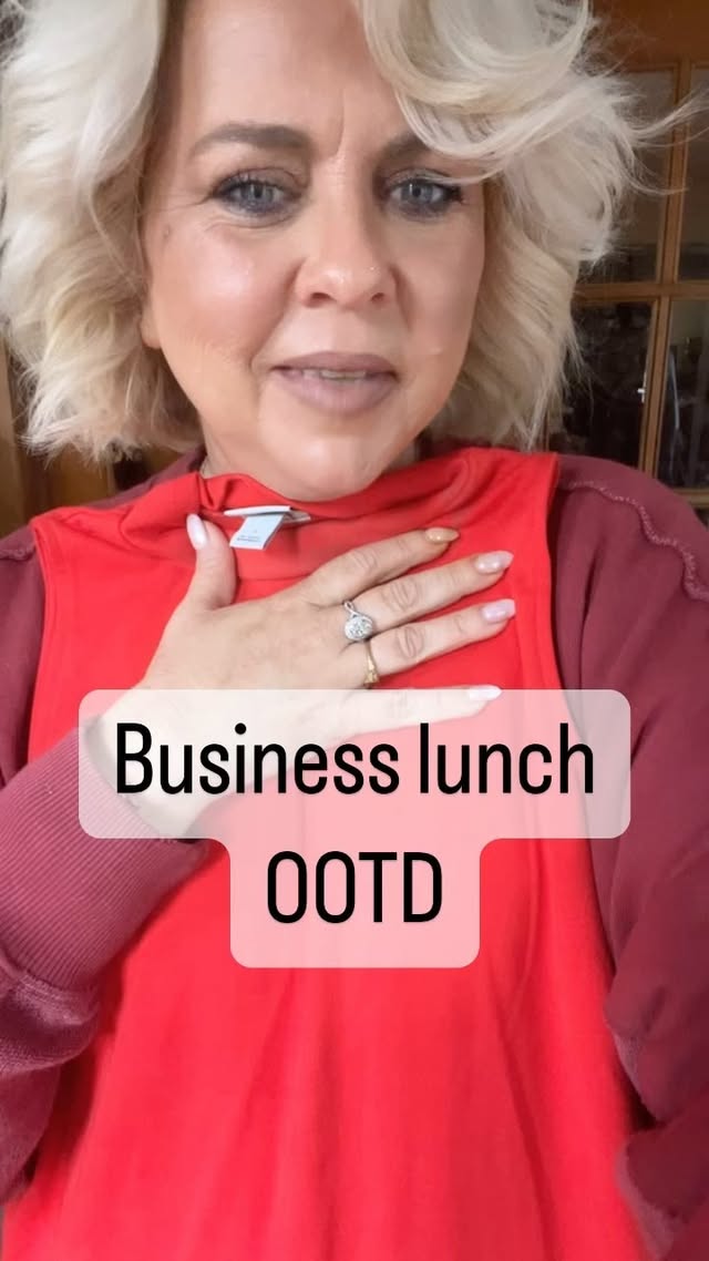 Instagram post by @michellekingkeenan for Vintage Boho Bags. Caption reads: [...] @europeanheels @bombshellbeads....