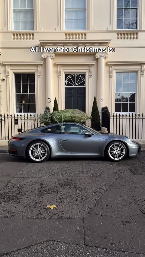 Instagram post by @williamjwade for Porsche. Caption reads: Santas new sleigh 🛷 🎄 

@porsche_gb ad.
