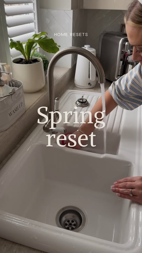 Instagram post by @jessicalouise.home for Amazon Music. Caption reads: [...] your time to reset✨ I’ve been using Amazon....
