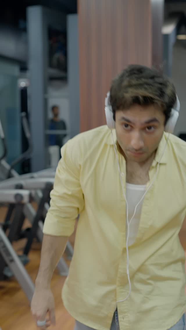 Instagram post by @harshbeniwal for Bigmuscles Nutrition. Caption reads: Munna bhai Gym edition!

27g pure isolate 💪
Zero....