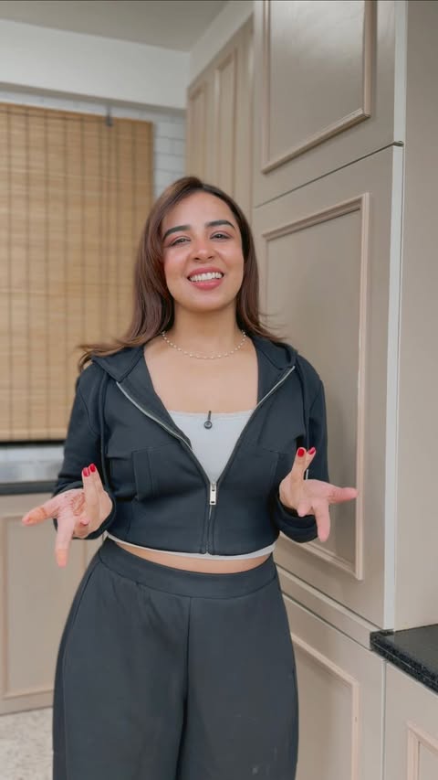 Instagram post by @maggi.says for OZiva. Caption reads: // Send this to someone who needs a chai....