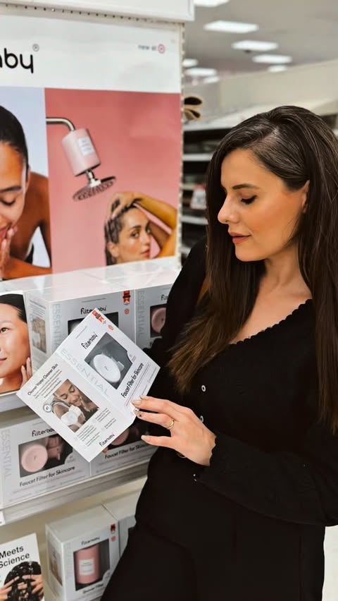 Instagram post by @thesunshinestatemom for Filterbaby. Caption reads: [...] day, so products can only do so much.....