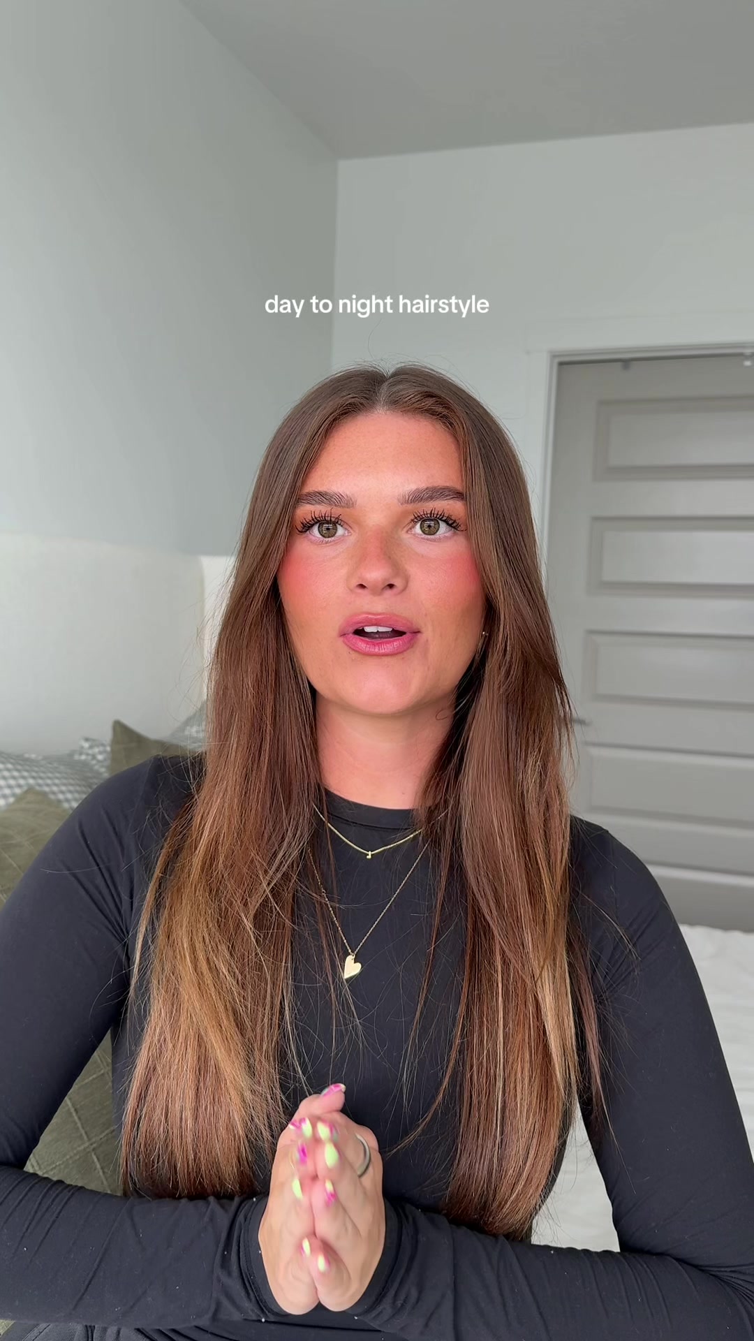 TikTok post by @leslieecatherine for Marc Anthony Türkiye. Caption reads: Seamlessly going from DAY to NIGHT hairstyles....