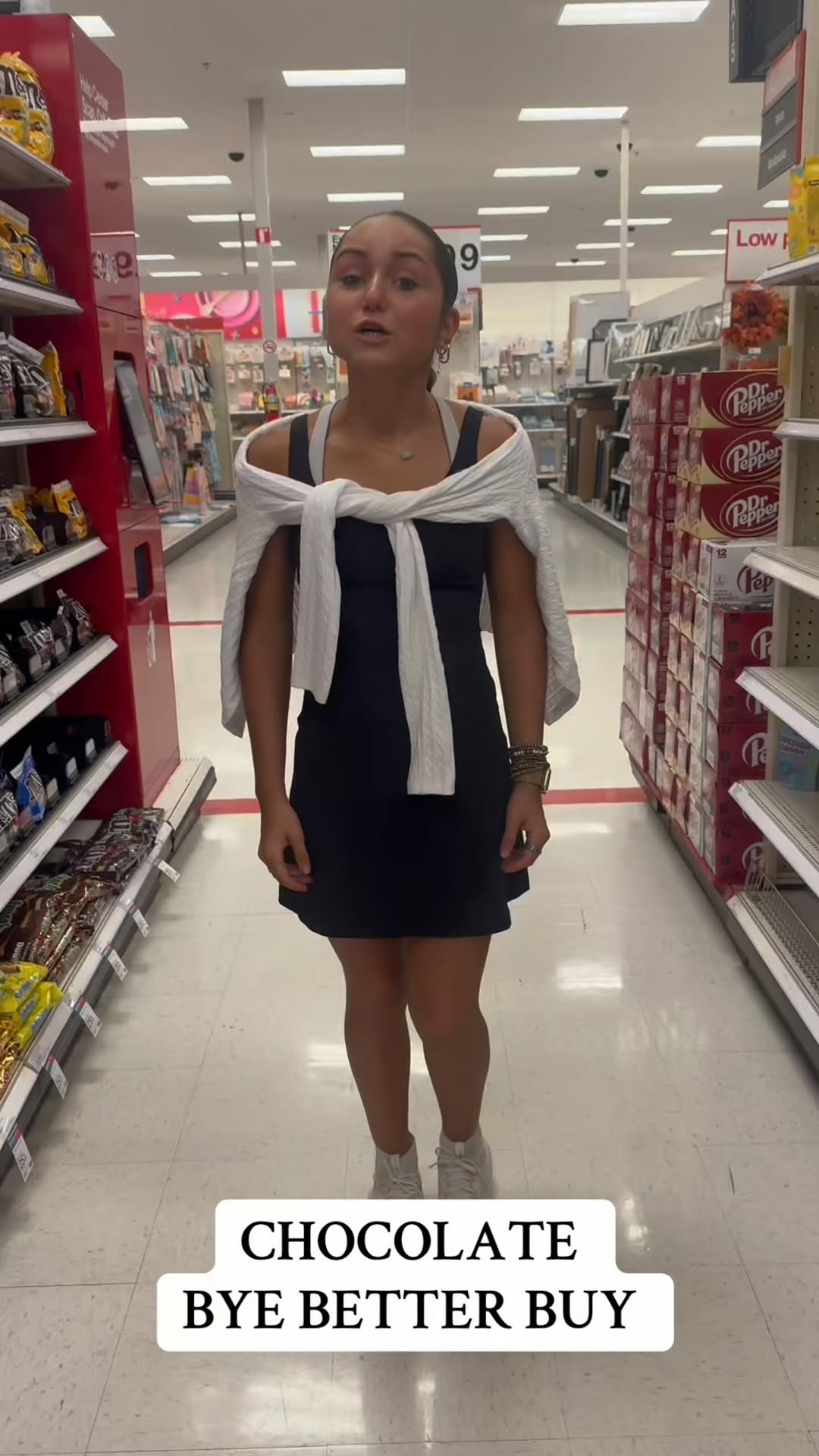 Instagram post by @lexinoelv for Hu Kitchen. Caption reads: Chocolate bye 👋🏼 better ✅ and buy💵

Comment....