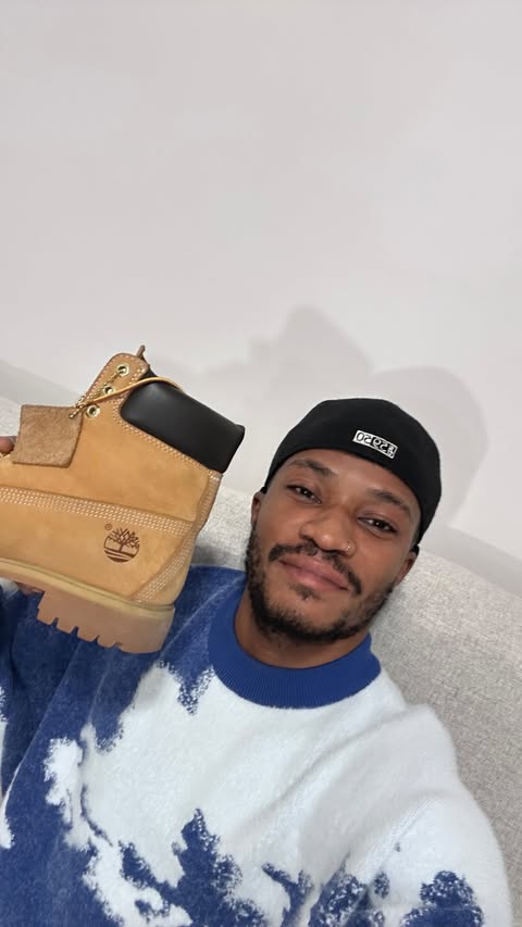 Instagram post by @j.bantu for Timberland. Caption reads: Ad| Cuz its @timberland_eu season . . . . 👕 [...].