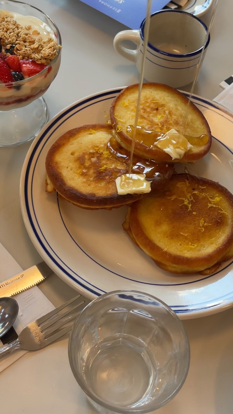 Instagram post by @noamraiter for Jaanuu. Caption reads: About to make scrub DRESSES my whole personality…....