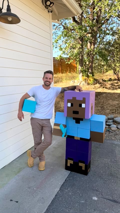 Instagram post by @dadsocial for Minecraft. Caption reads: [...] do you think, does it look similar?....