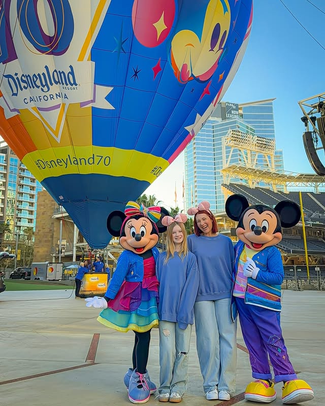 Instagram post by @iamcarlyanderson for Disneyland. Caption reads: [...] again and again, how lucky are we that....