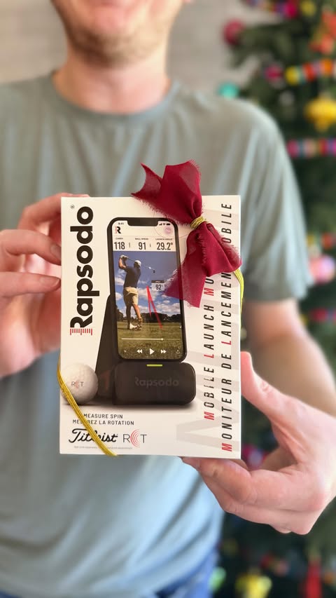 Instagram post by @themcclarnons for Rapsodo. Caption reads: [...] for the golfer in your life!!
.
The Rapsodo....