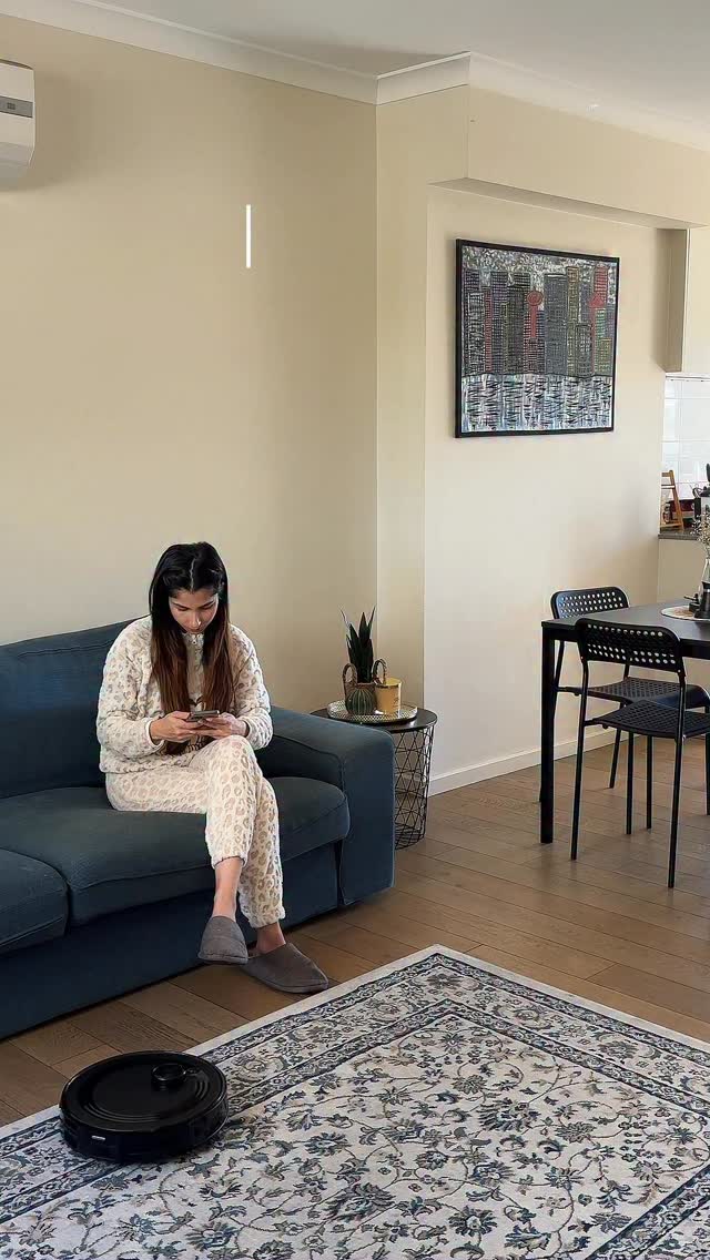 Instagram post by @theladyconfidential for Lefant. Caption reads: Got the @lefantofficial M2Pro Robot Vacuum Cleaner....