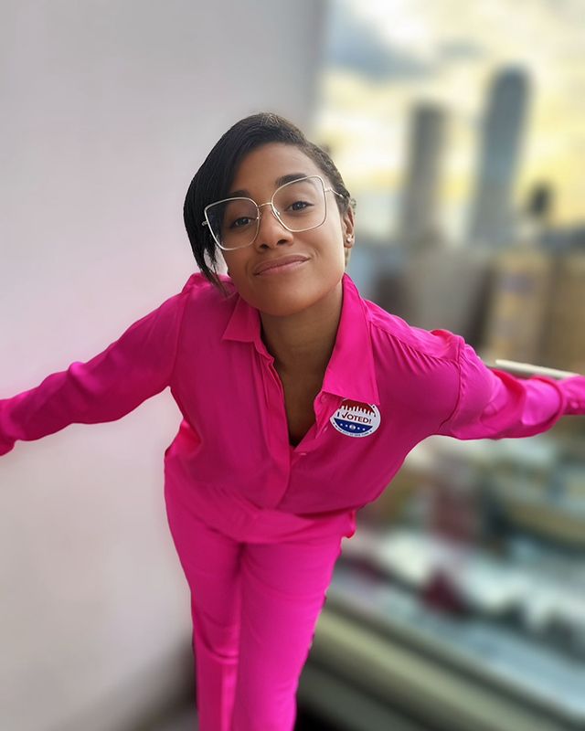 Instagram post by @arianadebose for Argent. Caption reads: [...] So here I am in PINK partnering with @Argent....