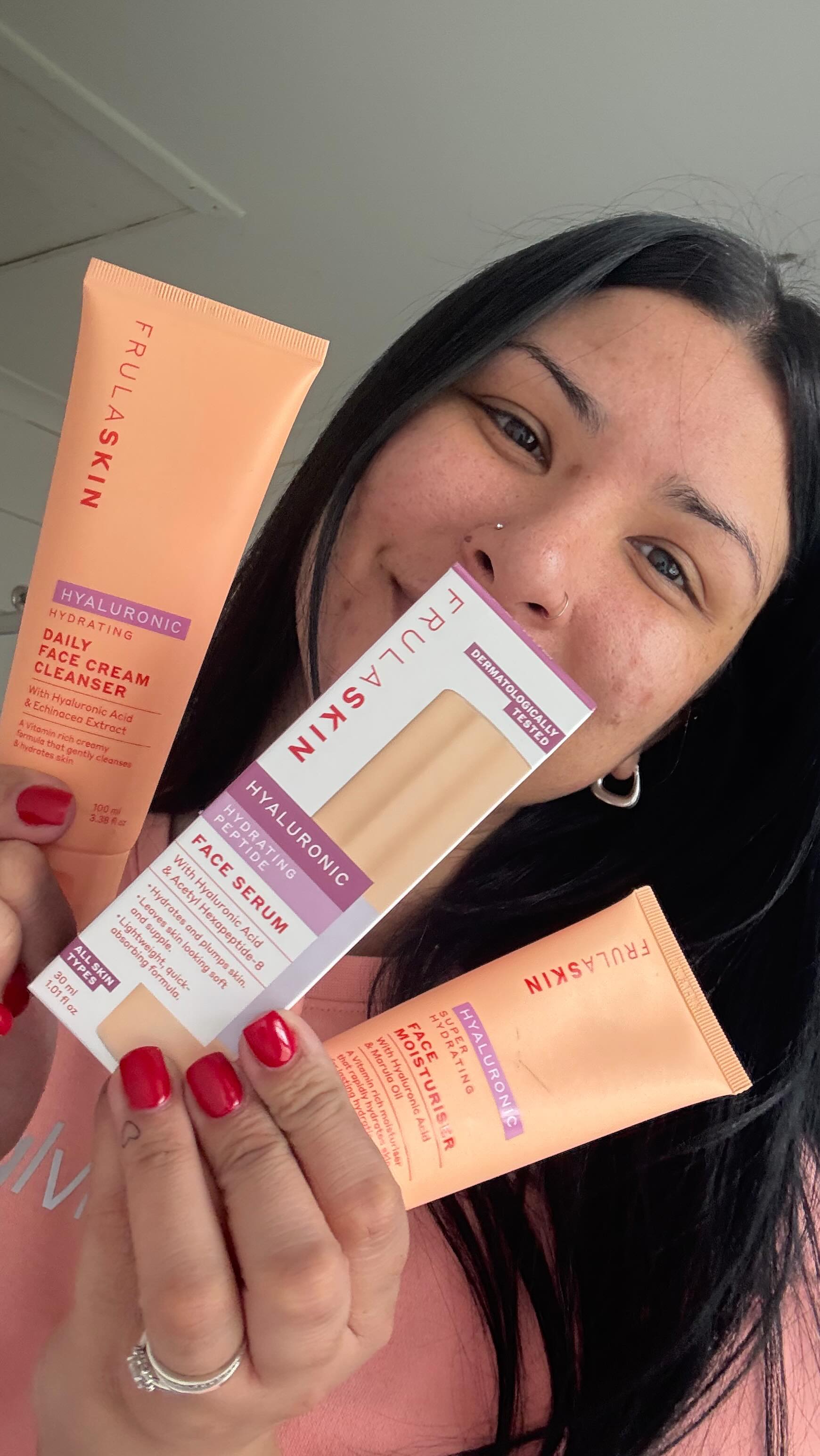 Instagram post by @zuhaa_anderson for Frulabeauty. Caption reads: Let’s hydrate this dry skin with @frulabeauty....