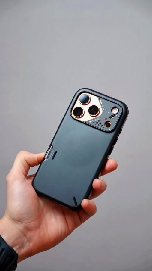 Instagram post by @matthew_erre90 for AULUMU. Caption reads: [...] due nuovi accessori degli amici di....