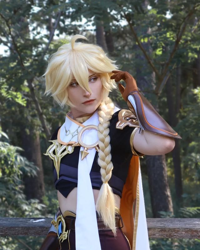 Instagram post by @okumatsuoka for CosFun. Caption reads: [...] long road ahead.

Full costume is from....