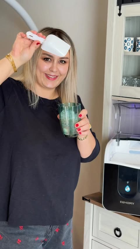 Instagram post by @qbrainusa for EUHOMY. Caption reads: 🎄 Christmas Chill at Home ❄️
Ending the year with....