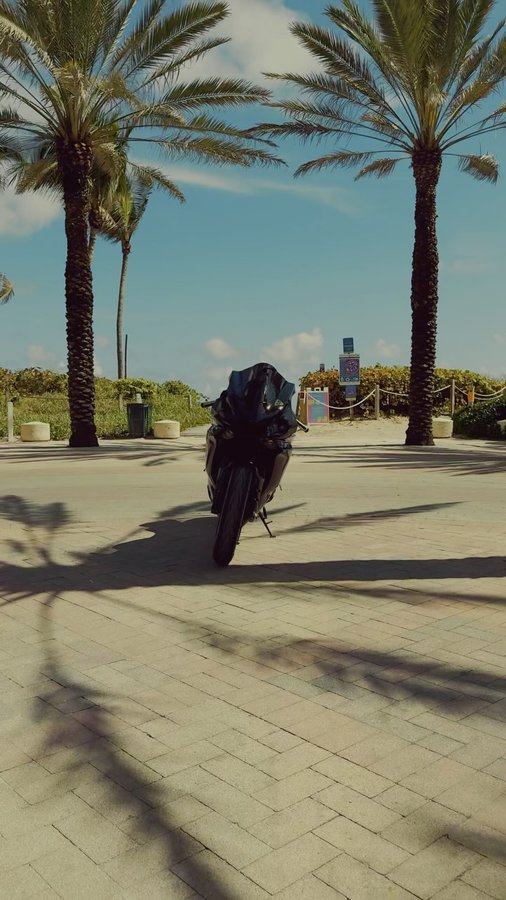 Instagram post by @itsyooomiguel for ROKFORM. Caption reads: [...] @vosshelmets CODE-YOOOMIGUEEELLL @rokform....