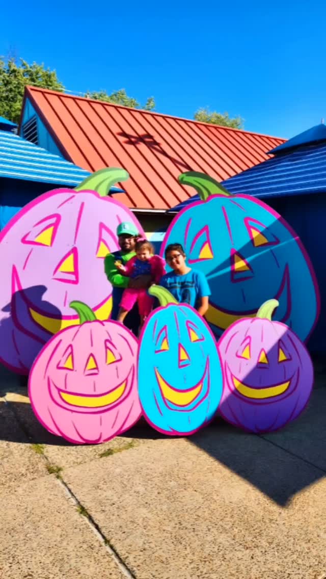 Instagram post by @therainbowfamilyfun for Sesame Street. Caption reads: Its Day 13th of our very spooktacular October....