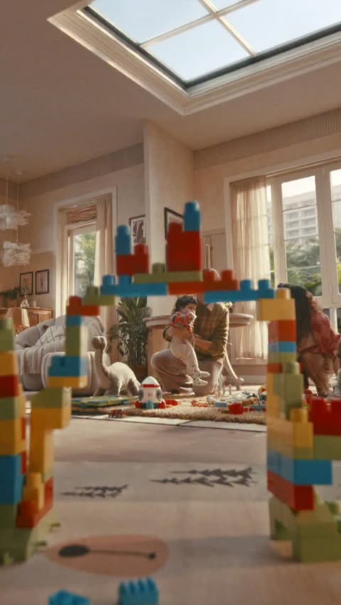 Instagram post by @imaditiady_true for Himalaya Babycare. Caption reads: Every mom worries about baby's first winter.....