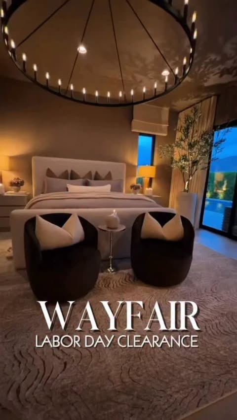 Instagram post by @summerthompsonstyles for Wayfair. Caption reads: [...] I will send you a DM to shop this post!....