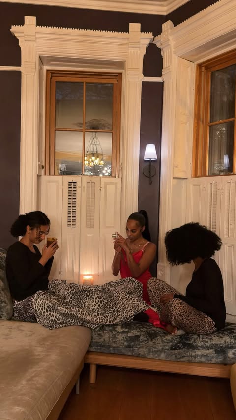 Instagram post by @faithharperr for JCPenney. Caption reads: [...] night: holiday edition 💝 courtesy of....