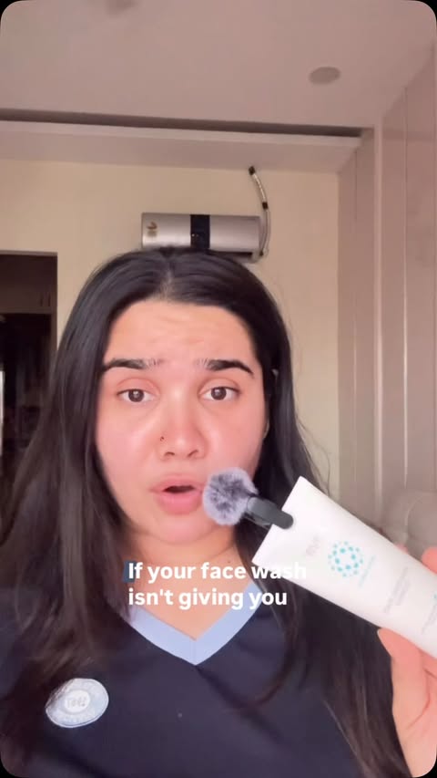 Instagram post by @makeupwithdrarshiya for Kaya Science. Caption reads: Kaya Science Brightening Beads Cleanser [...].