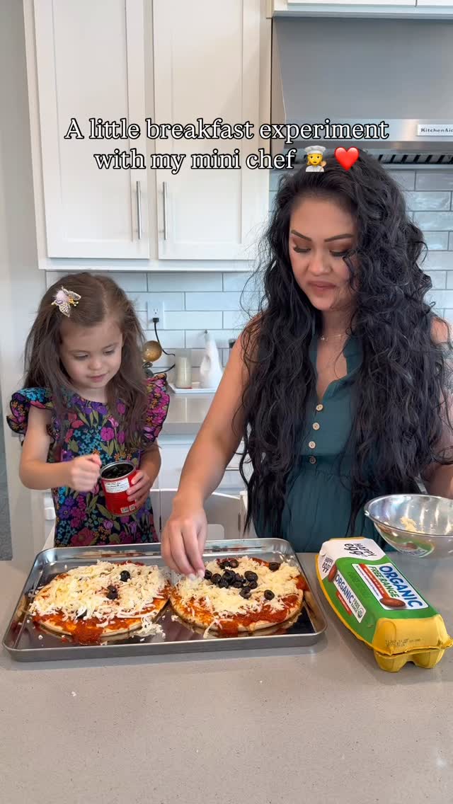 Instagram post by @mikalaidler for Happy Egg. Caption reads: I cracked two eggs side by side — one store brand,....