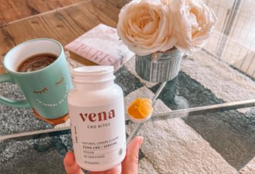 Instagram post by @itsjennababyy for Vena CBD. Caption reads: 2020 has been a roller coaster of a year to say....