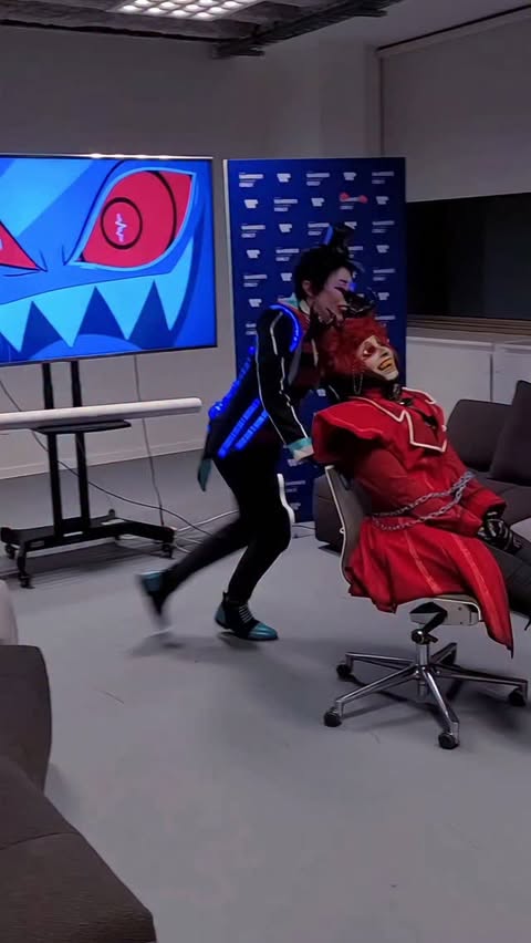 Instagram post by @nives.sela for Atlantic Records. Caption reads: Thanks to #atlanticrecordsit @atlanticrecordsit By....