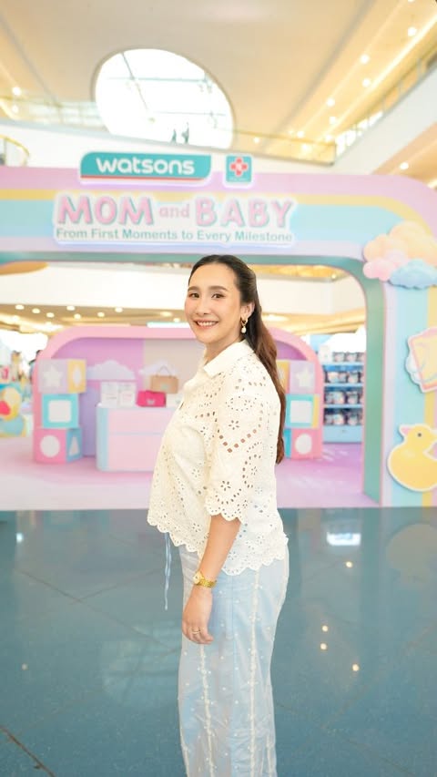 Instagram post by @gohingmelissa for Johnson’s Baby. Caption reads: [...] and lotion and I was able to score....