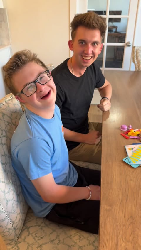 Instagram post by @thekimberlydowdell for CrunchLabs. Caption reads: [...] at our house!
Check out the new @crunchlabs....