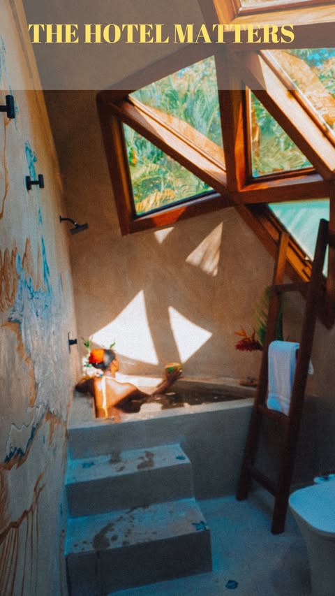 Instagram post by @with.love.brina for Expedia. Caption reads: [...] good stays while they’re on sale.....