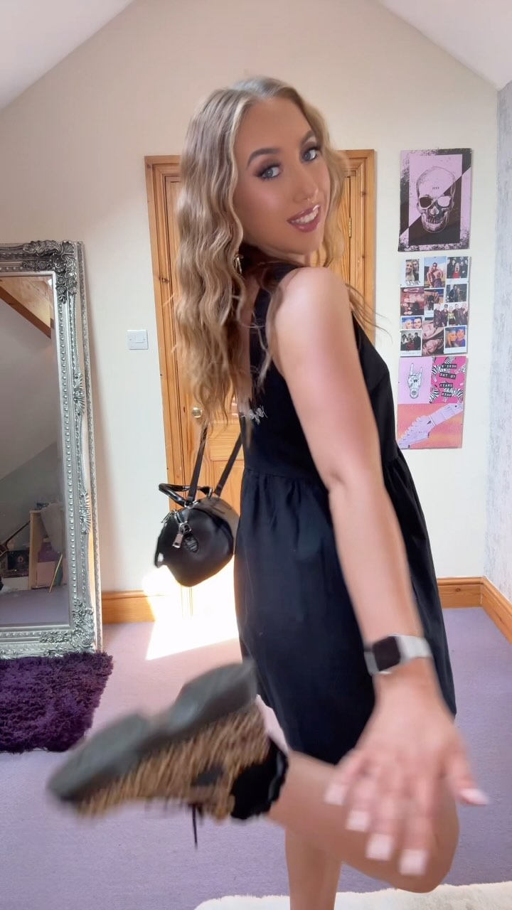 Instagram post by @_katiepepper for Mary Wyatt London. Caption reads: Get dressed with me to go see a Green Day Tribute....