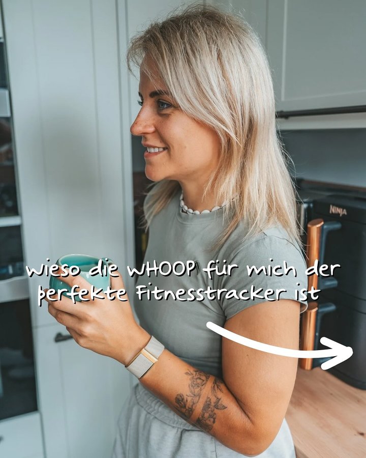 Instagram post by @ninamarleen for WHOOP. Caption reads: ᵂᴱᴿᴮᵁᴺᴳ Warum ich WHOOP trage? Ganz einfach: Ich....